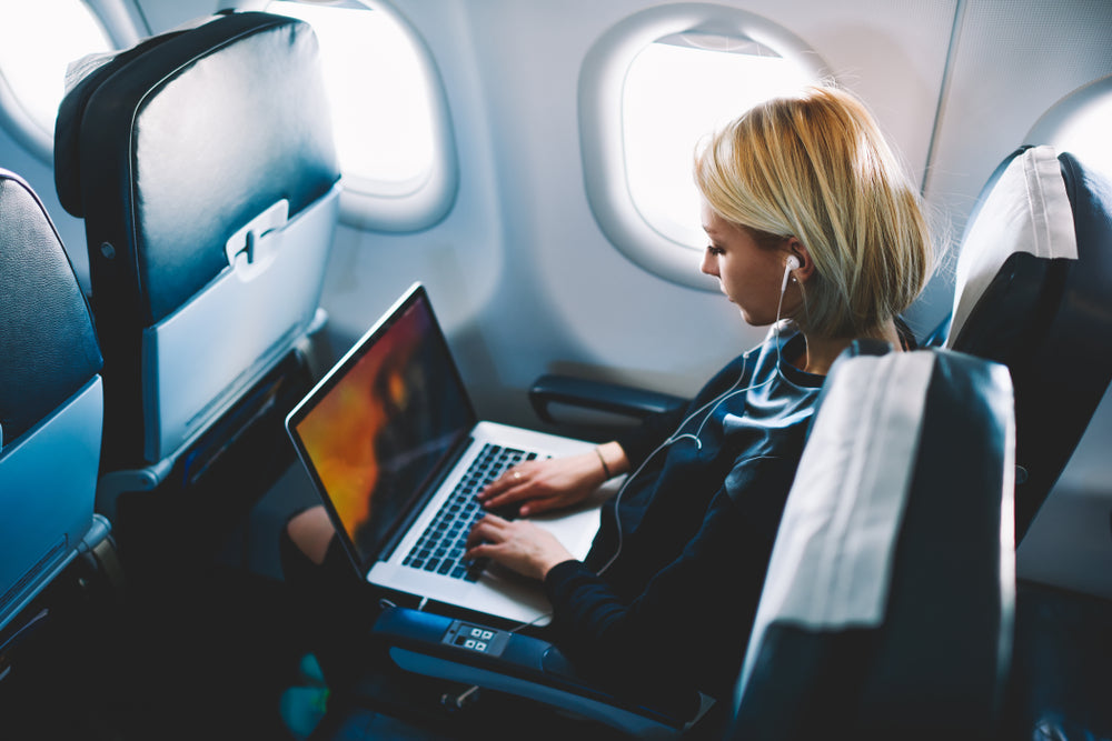 TRAVEL TECH HACKS YOU'LL USE EVERY TRIP