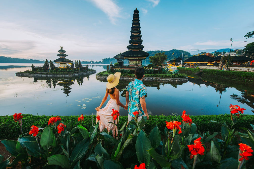 Understanding Different Cultures When Traveling