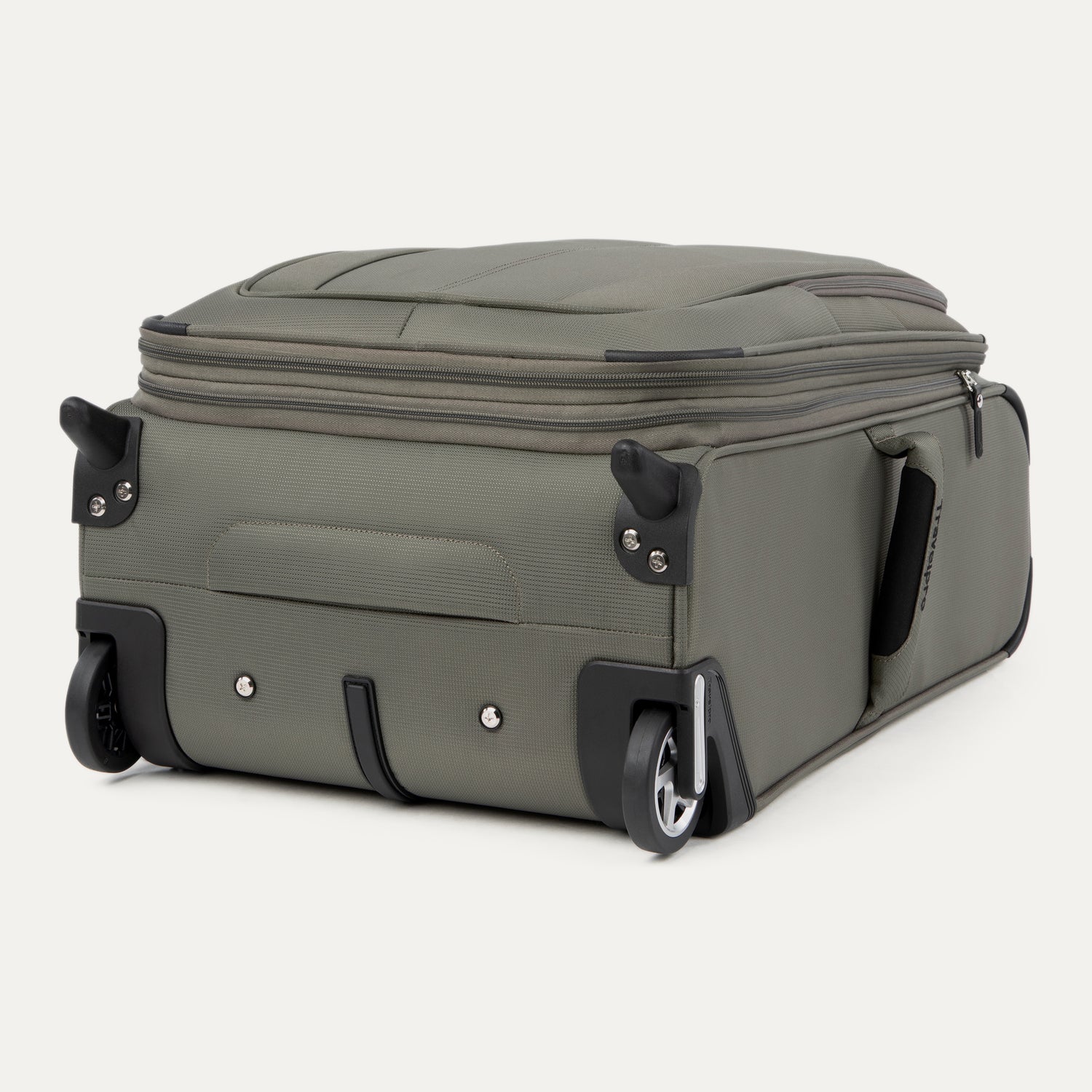 Maxlite® 5 Carry-On Rollaboard®