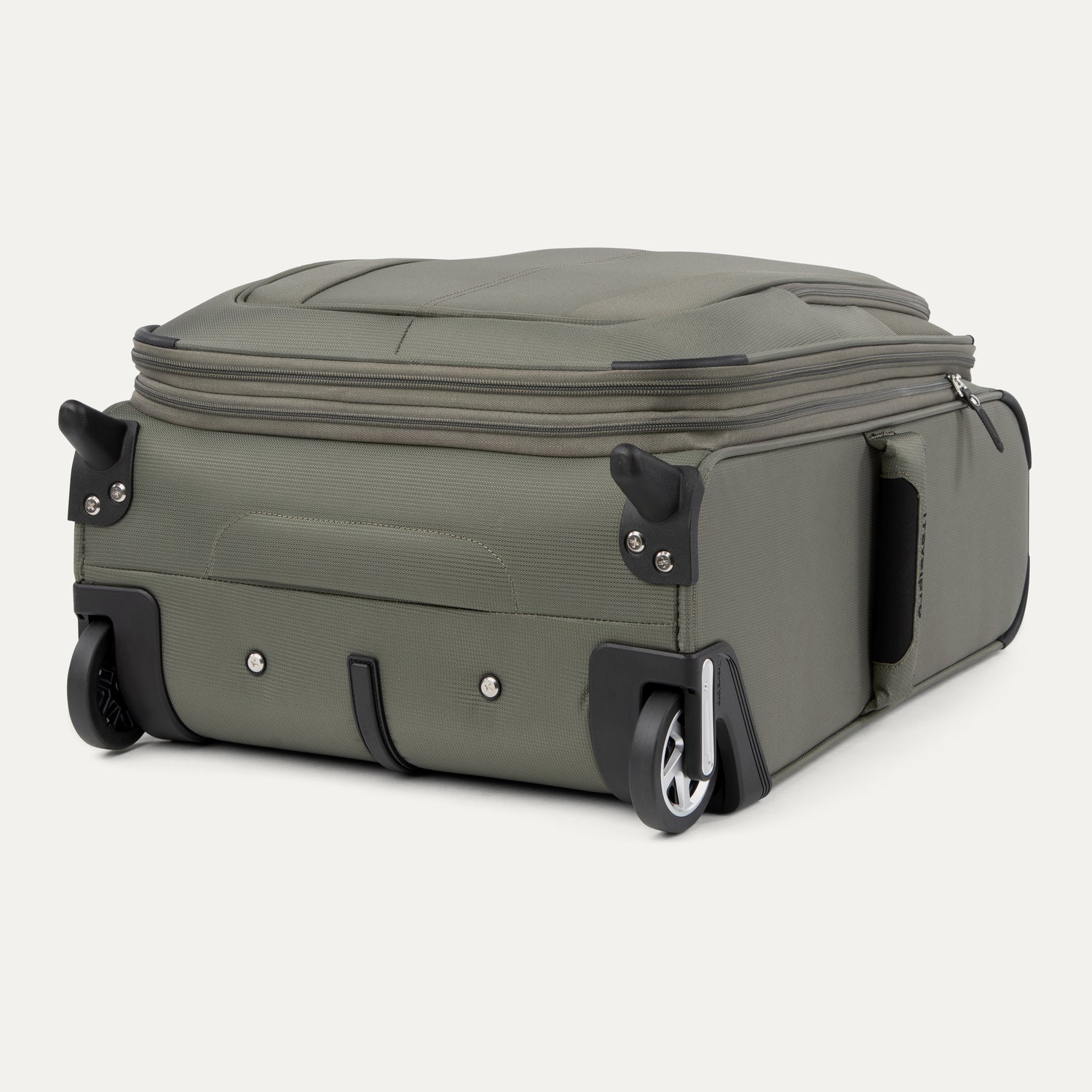 Maxlite® 5 International Carry-On Rollaboard®