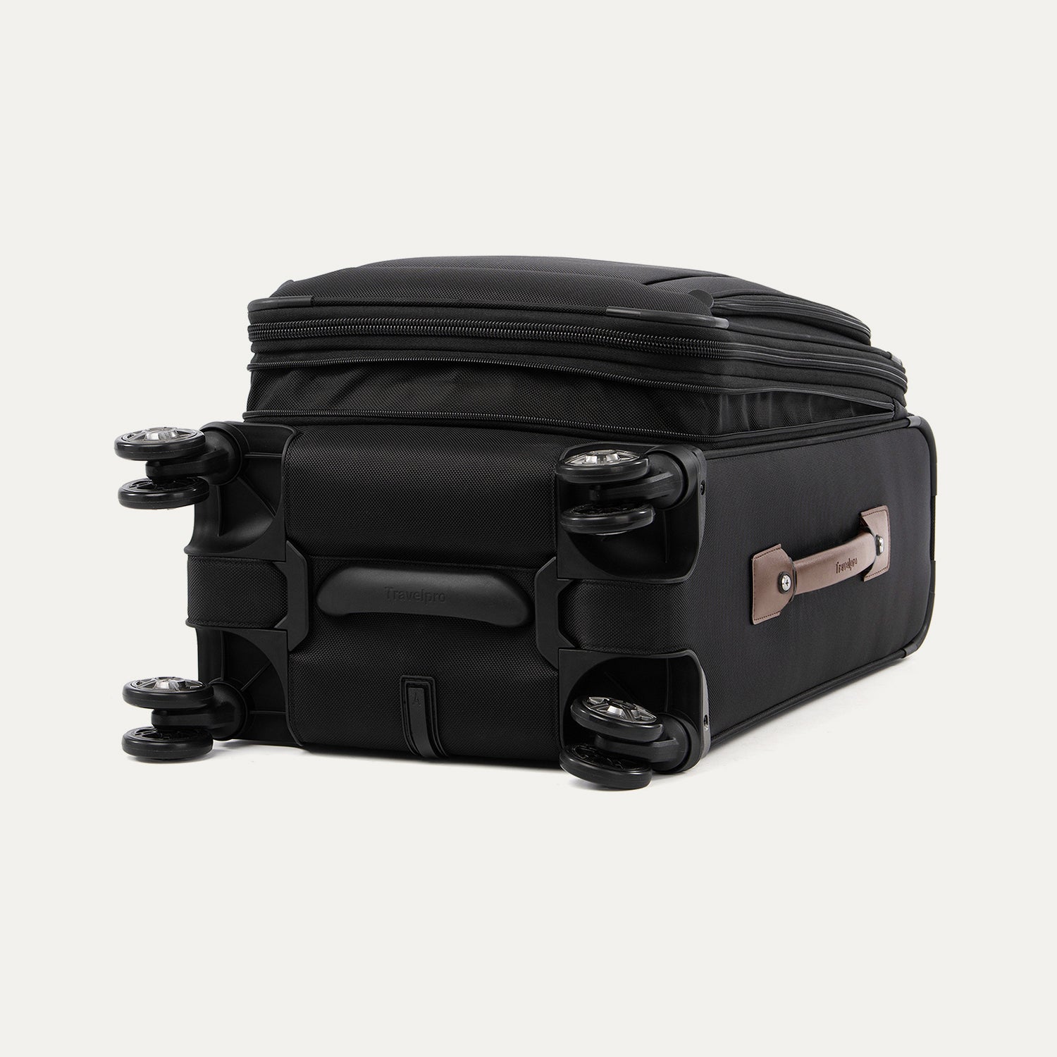 Platinum® Elite Carry-On / Medium Check-In Set