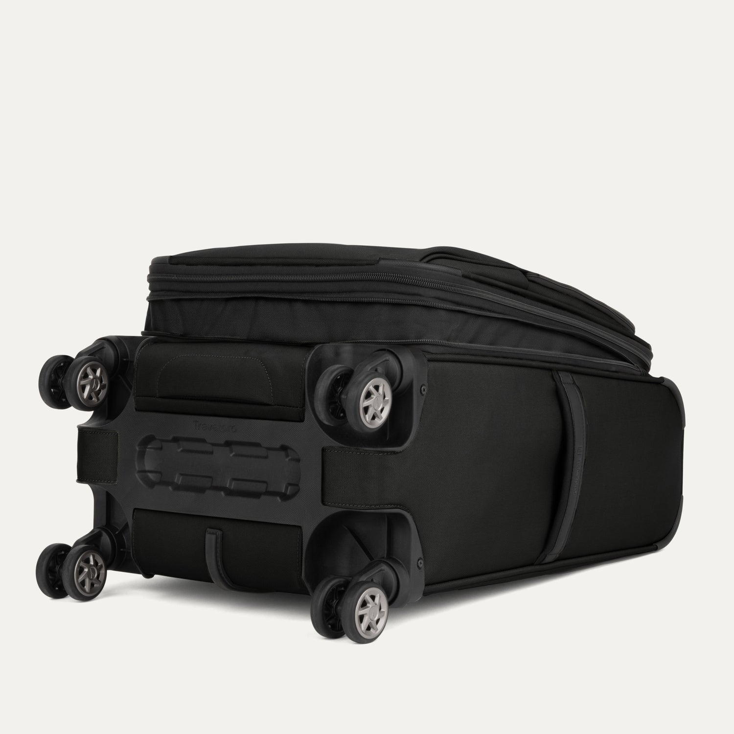 Roundtrip® Carry-on & Medium Check-in Spinner Set