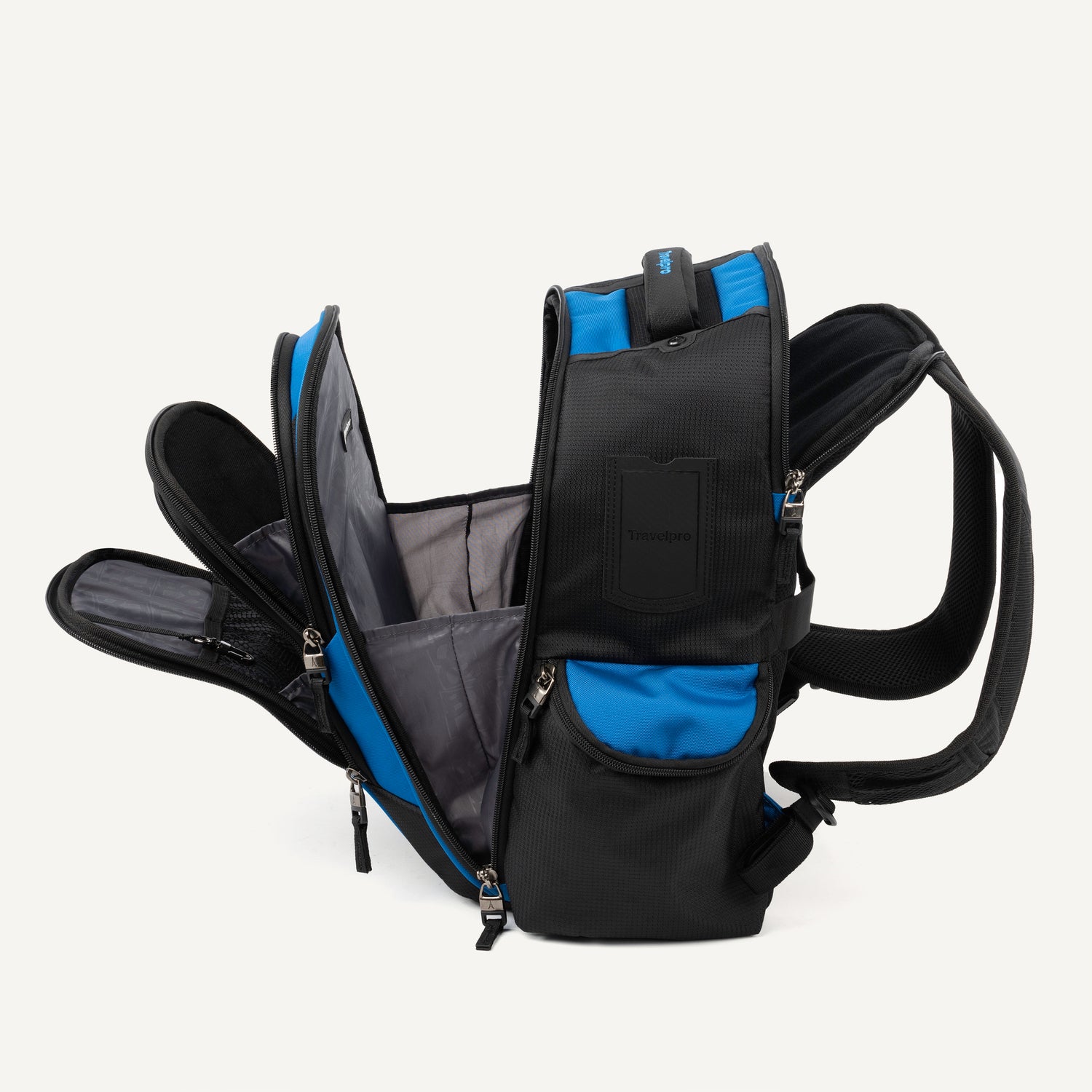 Bold™ By Travelpro®  Backpack / Medium Check-In Set