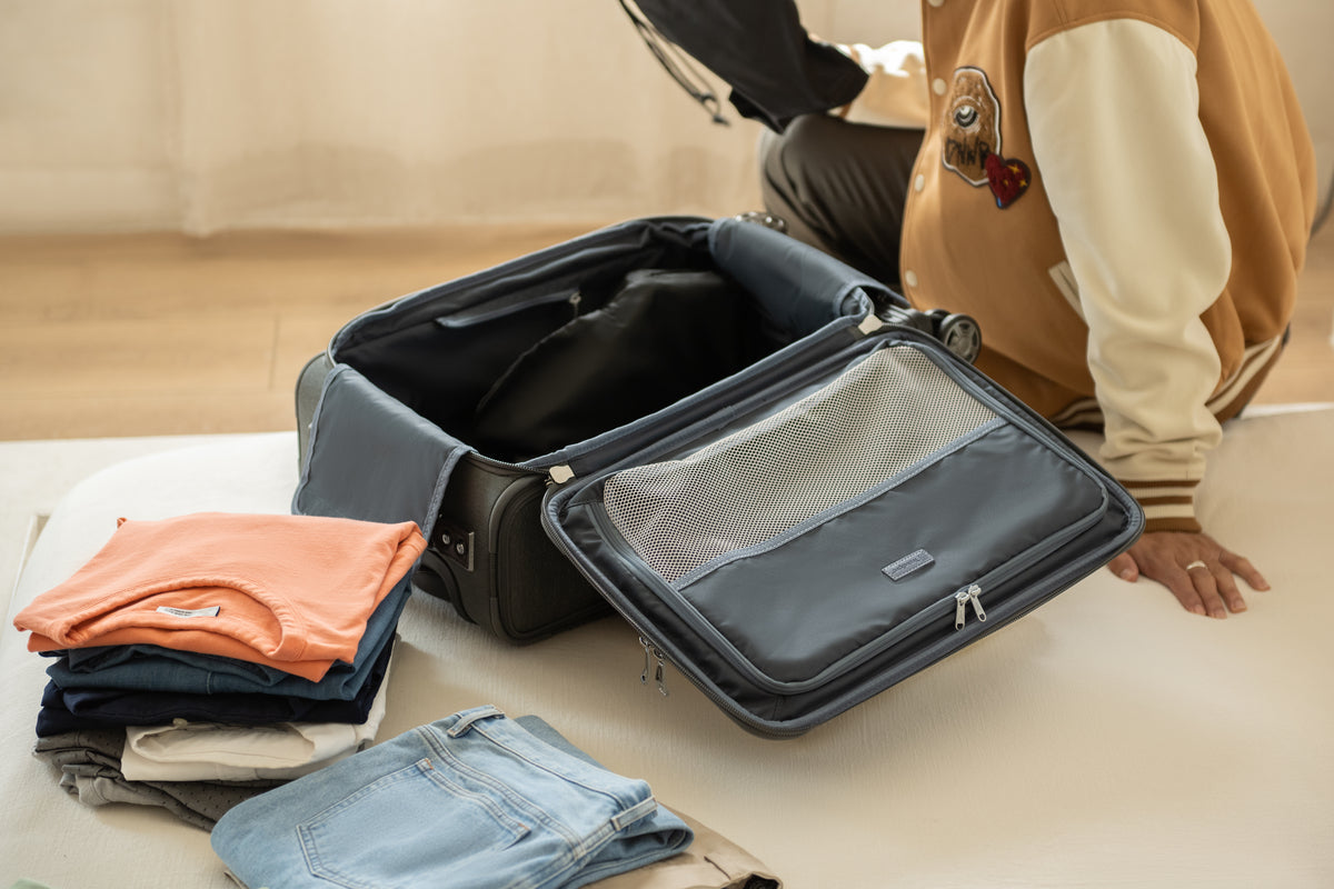 How to Pack for Fall Weather: Outfits and Packing Tips