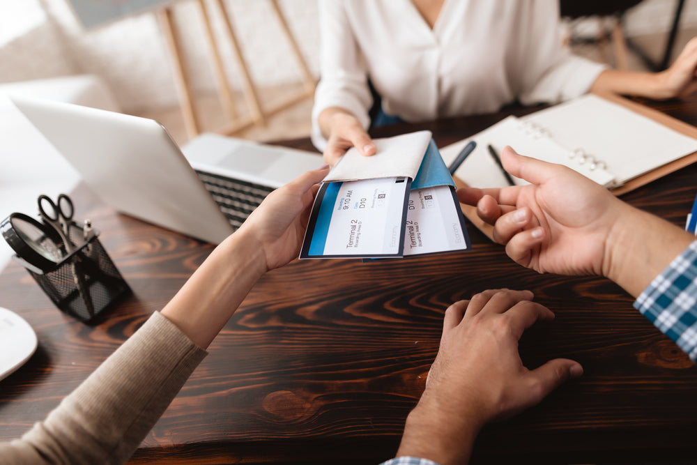 FOUR WAYS TO TELL IF YOU PICKED A RELIABLE TRAVEL PROVIDER
