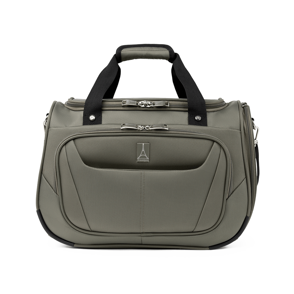 carry travel luggage