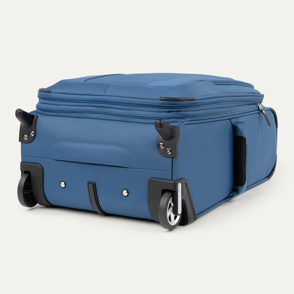Maxlite® 5 Carry-On Rollaboard®