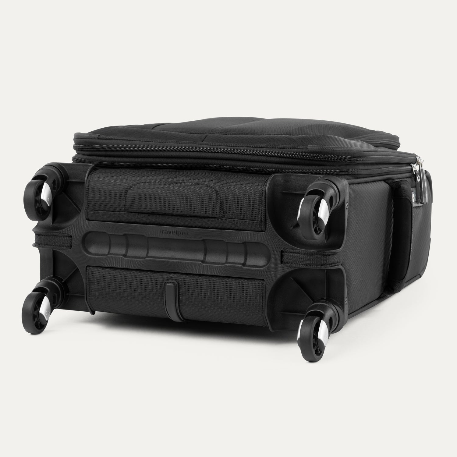 Maxlite® 5 International Carry-On Spinner