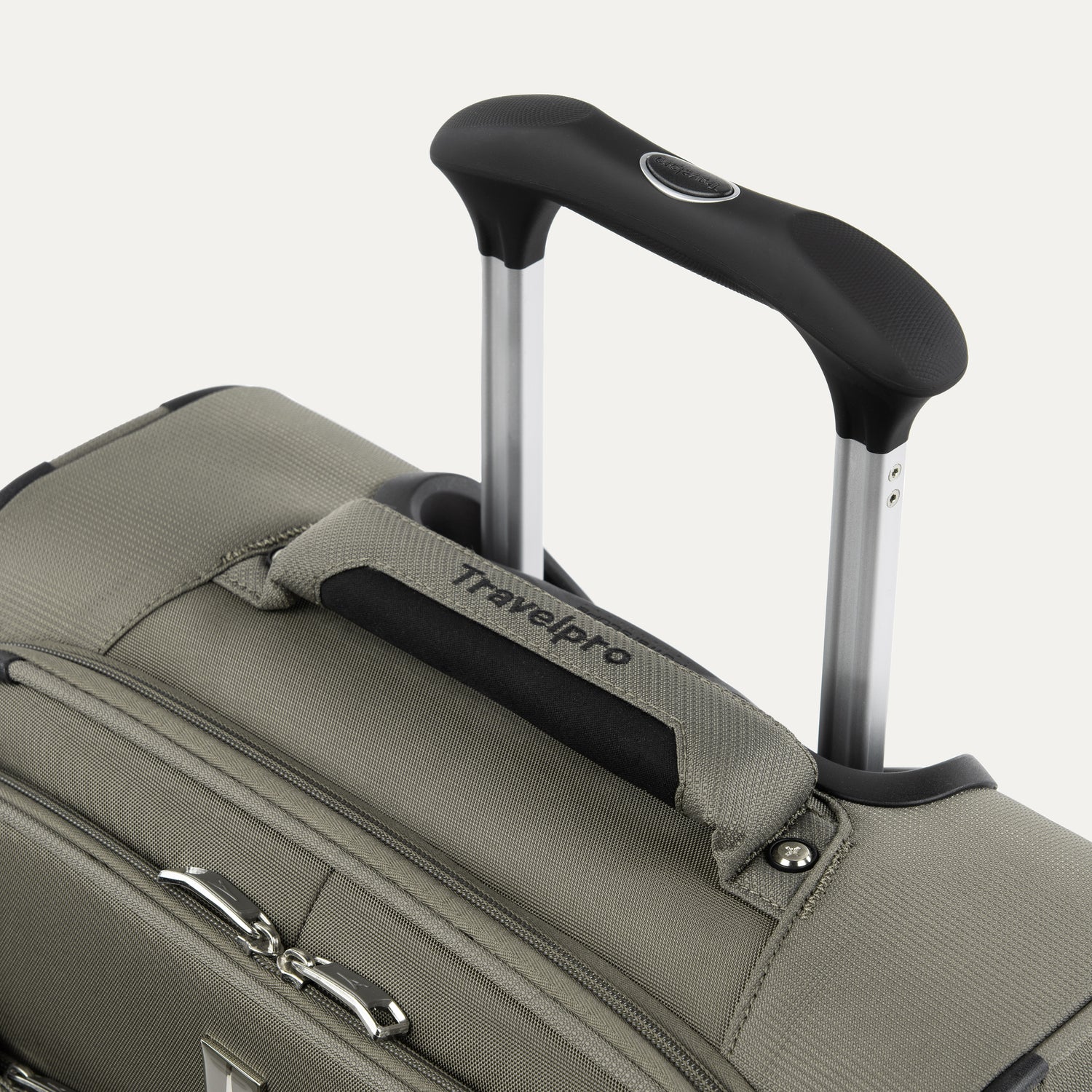 Maxlite® 5 International Carry-On Spinner