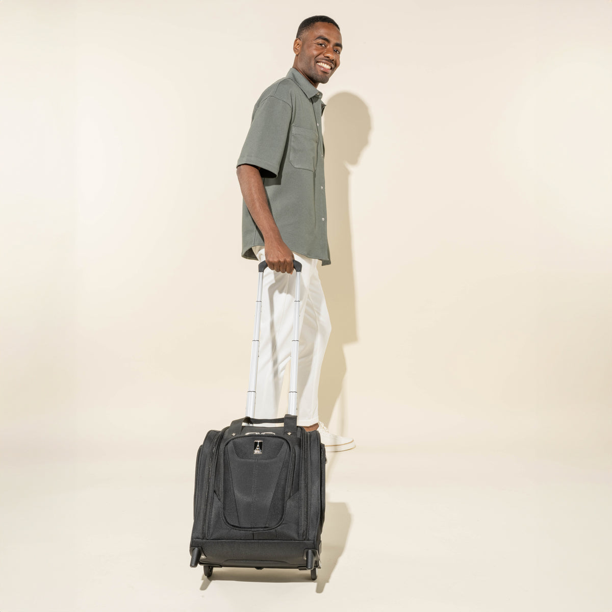 men's carry on travel bags Travelpro Maxlite 5 Carry-On Rolling Underseat Bag Ensign Blue