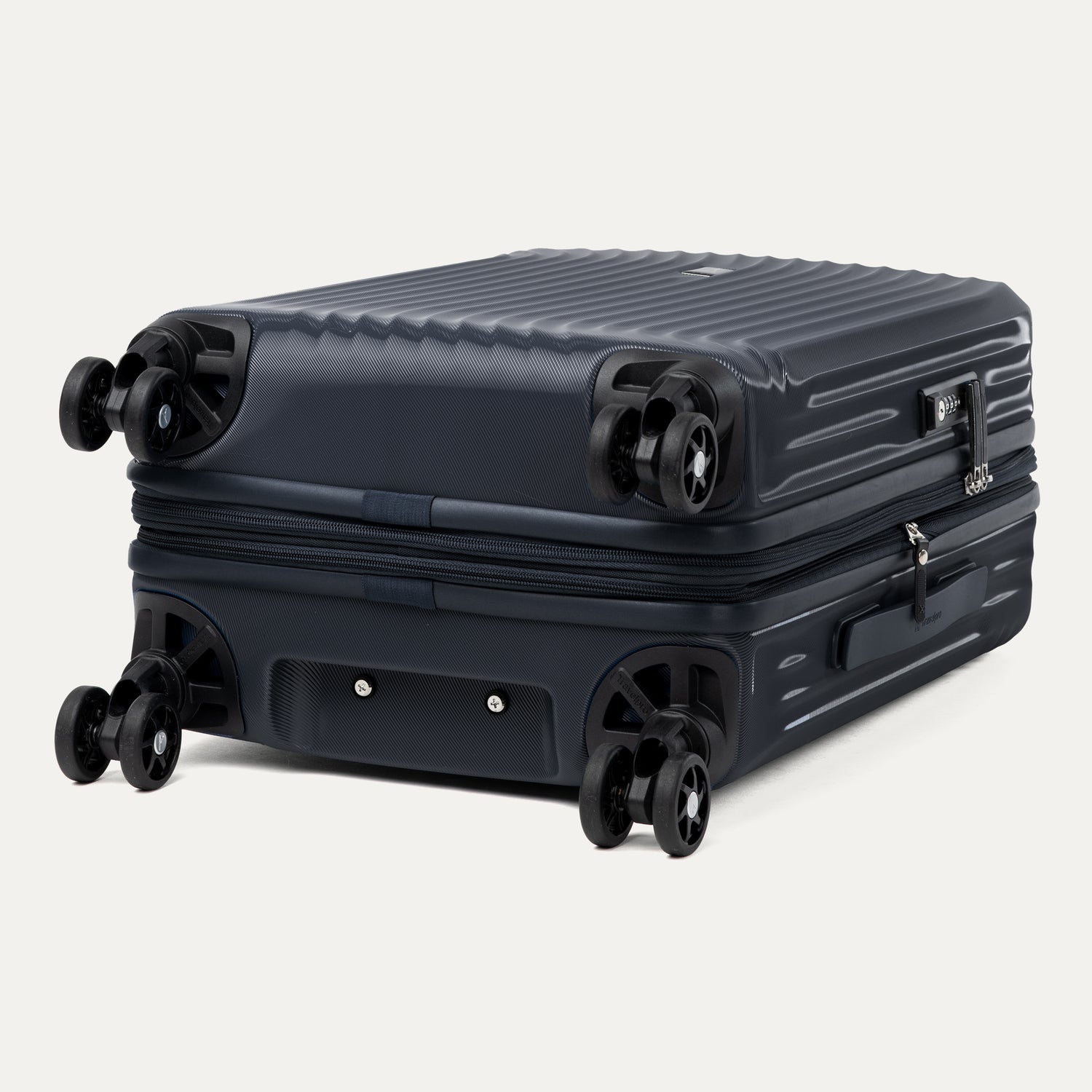 Maxlite® Air Carry-On Hardside Spinner