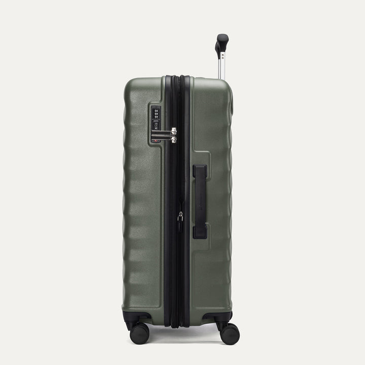Maxlite® Air V2 Medium Check-In Hardside Spinner (Green)