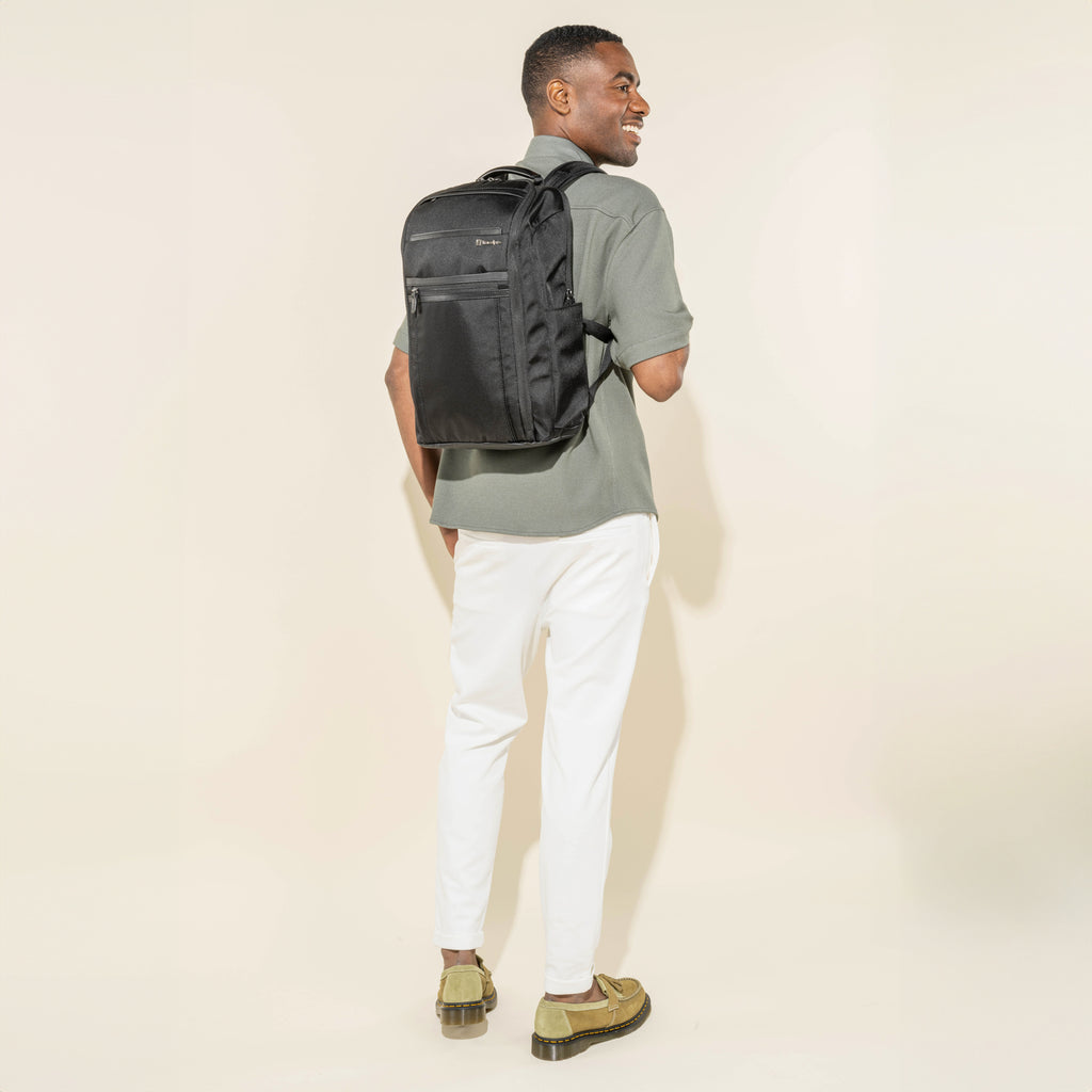 Crew™ Executive Choice™ 3 Slim Laptop Backpack- Titanium Grey
