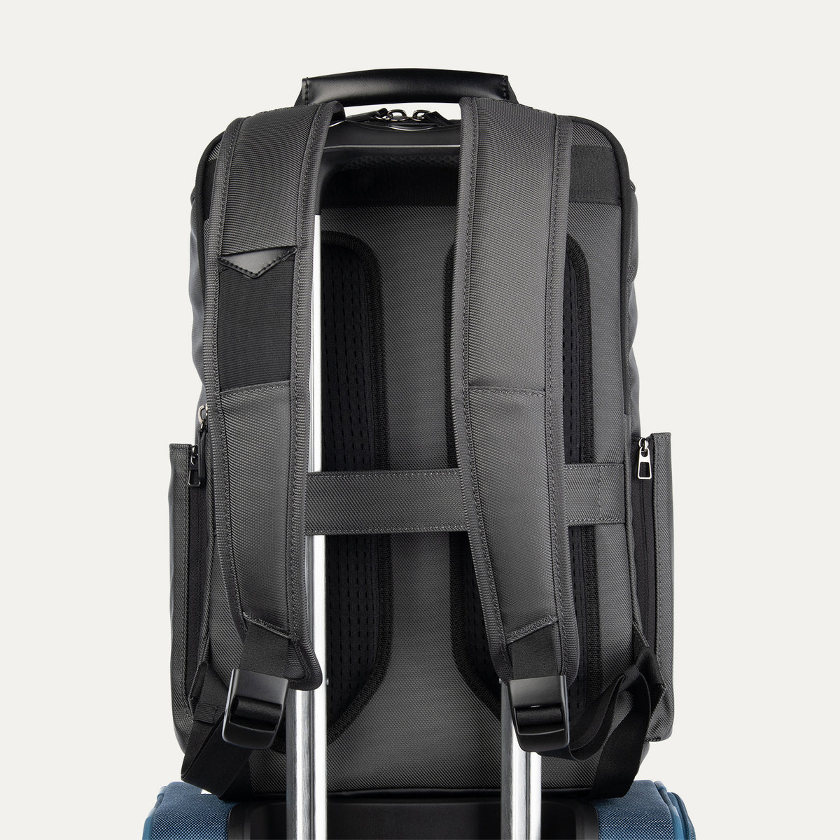 Crew™ Executive Choice™ 3 Slim Laptop Backpack- Titanium Grey