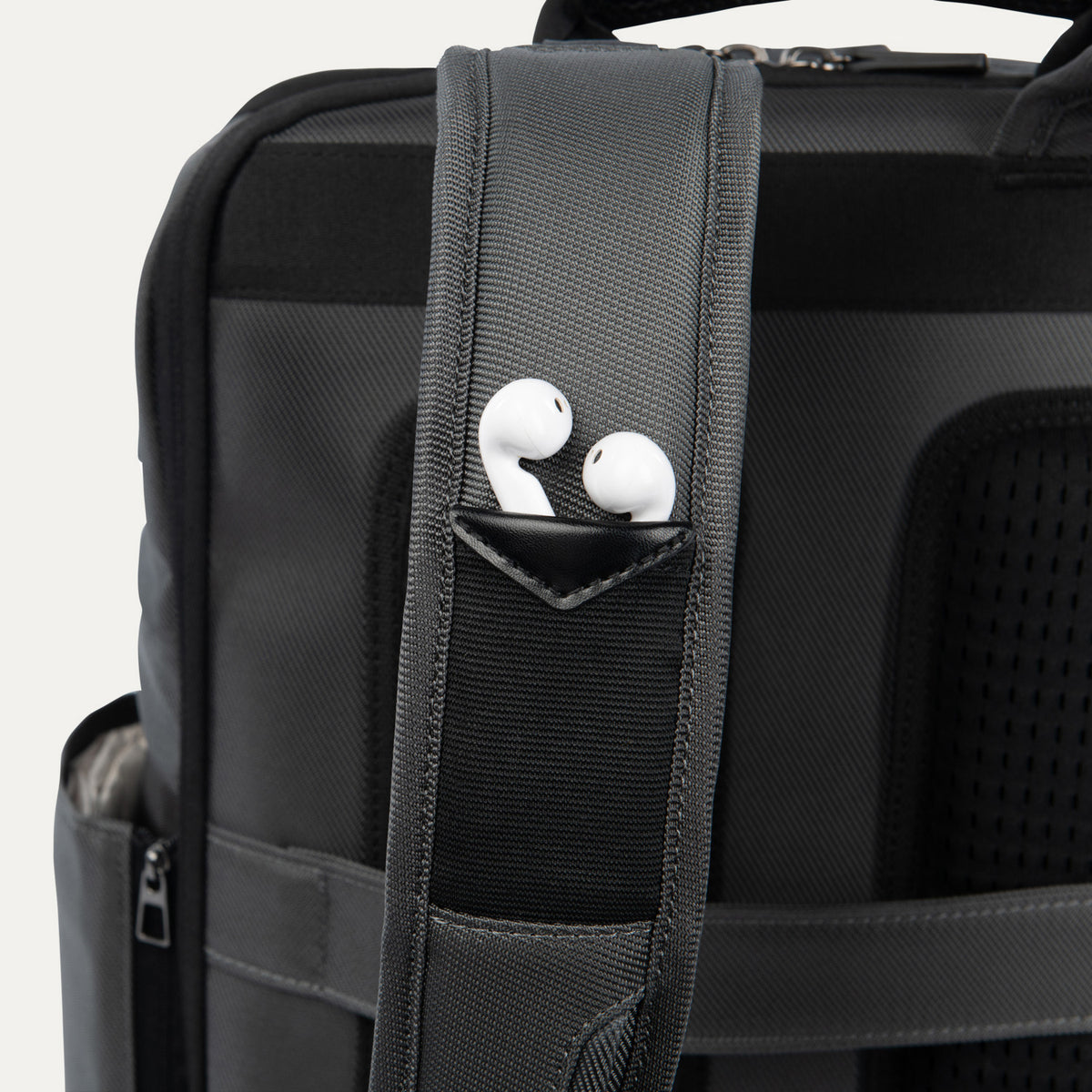 Crew™ Executive Choice™ 3 Large Travel Backpack- Titanium Grey