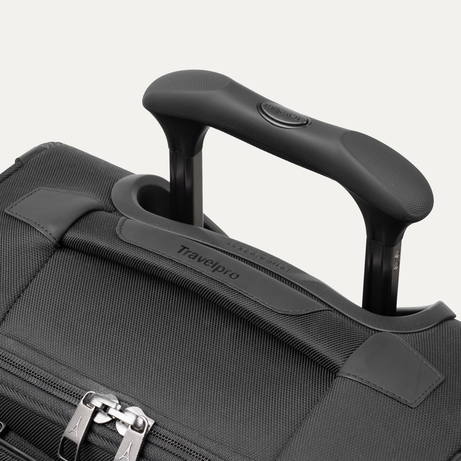 Crew™ Classic Compact Carry-On / Medium Check-In Set