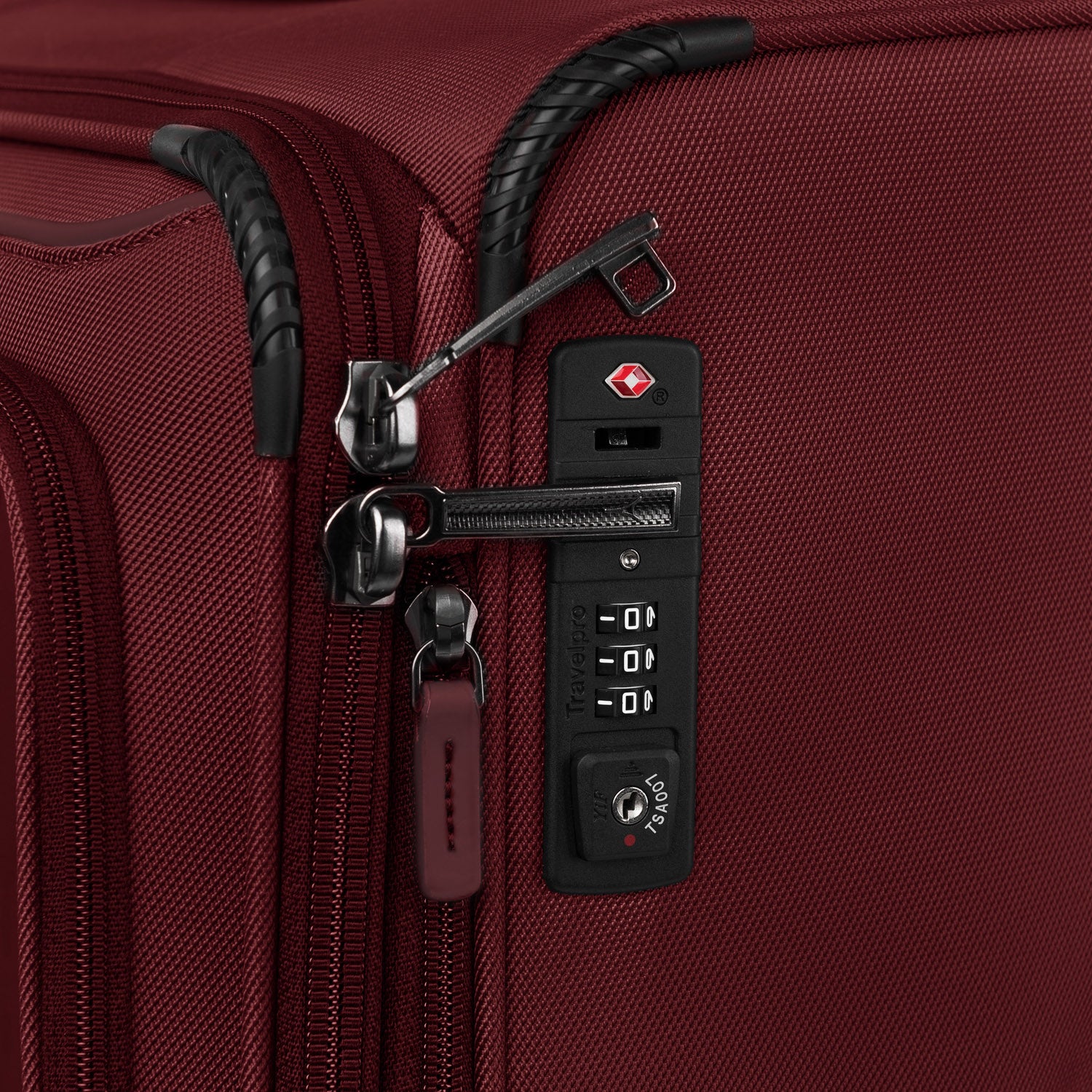 Close-up of Crew™ Classic zipper  and TSA Approved Lock in Rosewood Red.
