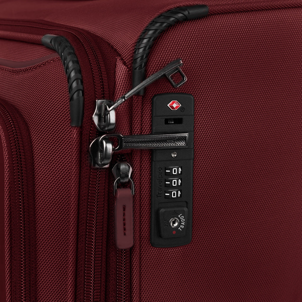 Close-up of Crew™ Classic zipper  and TSA Approved Lock in Rosewood Red.
