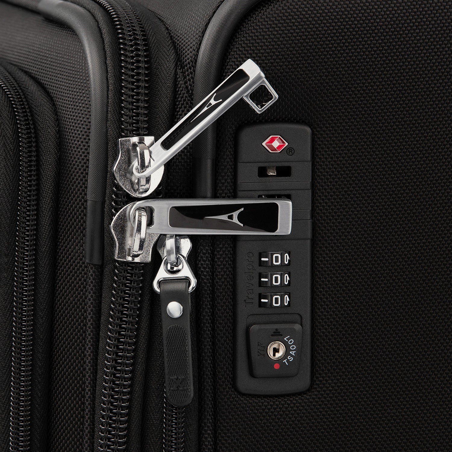 Platinum® Elite First Class Luggage Set