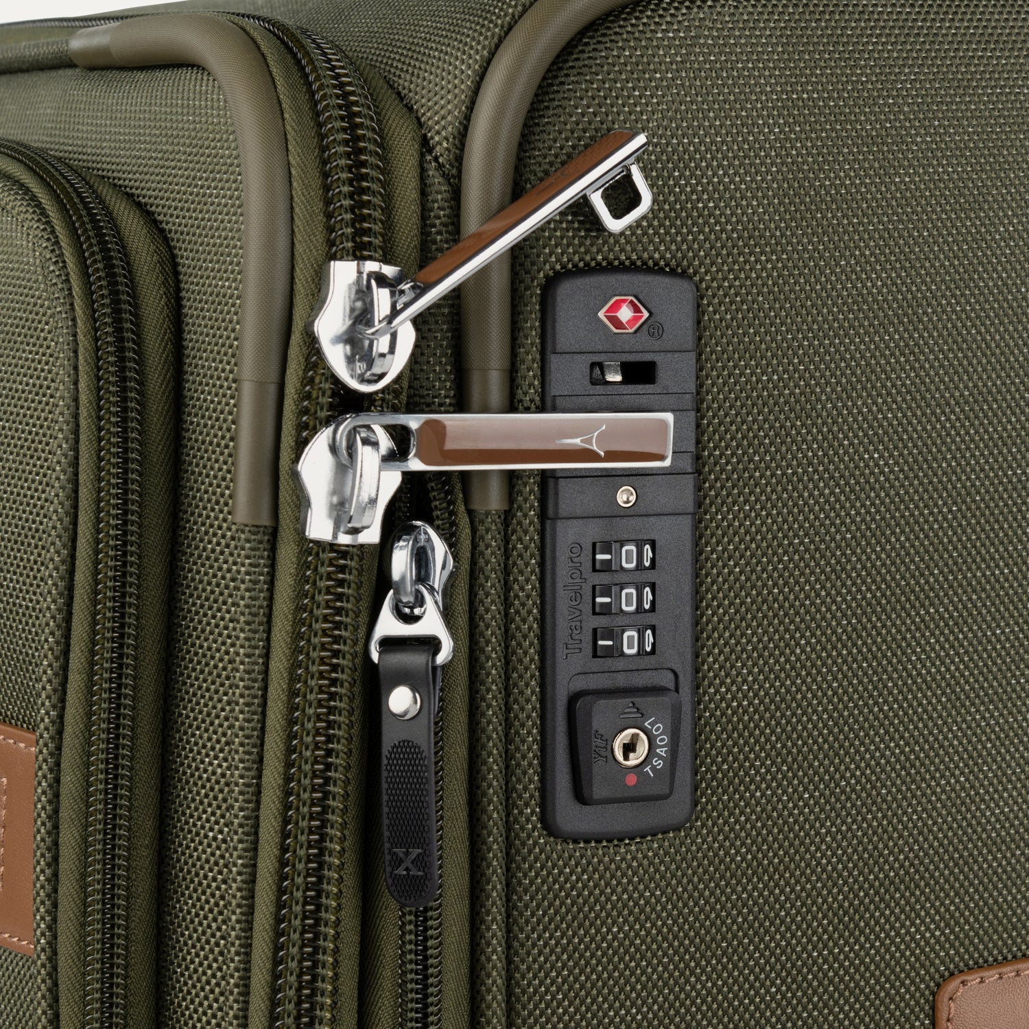 Platinum® Elite First Class Luggage Set