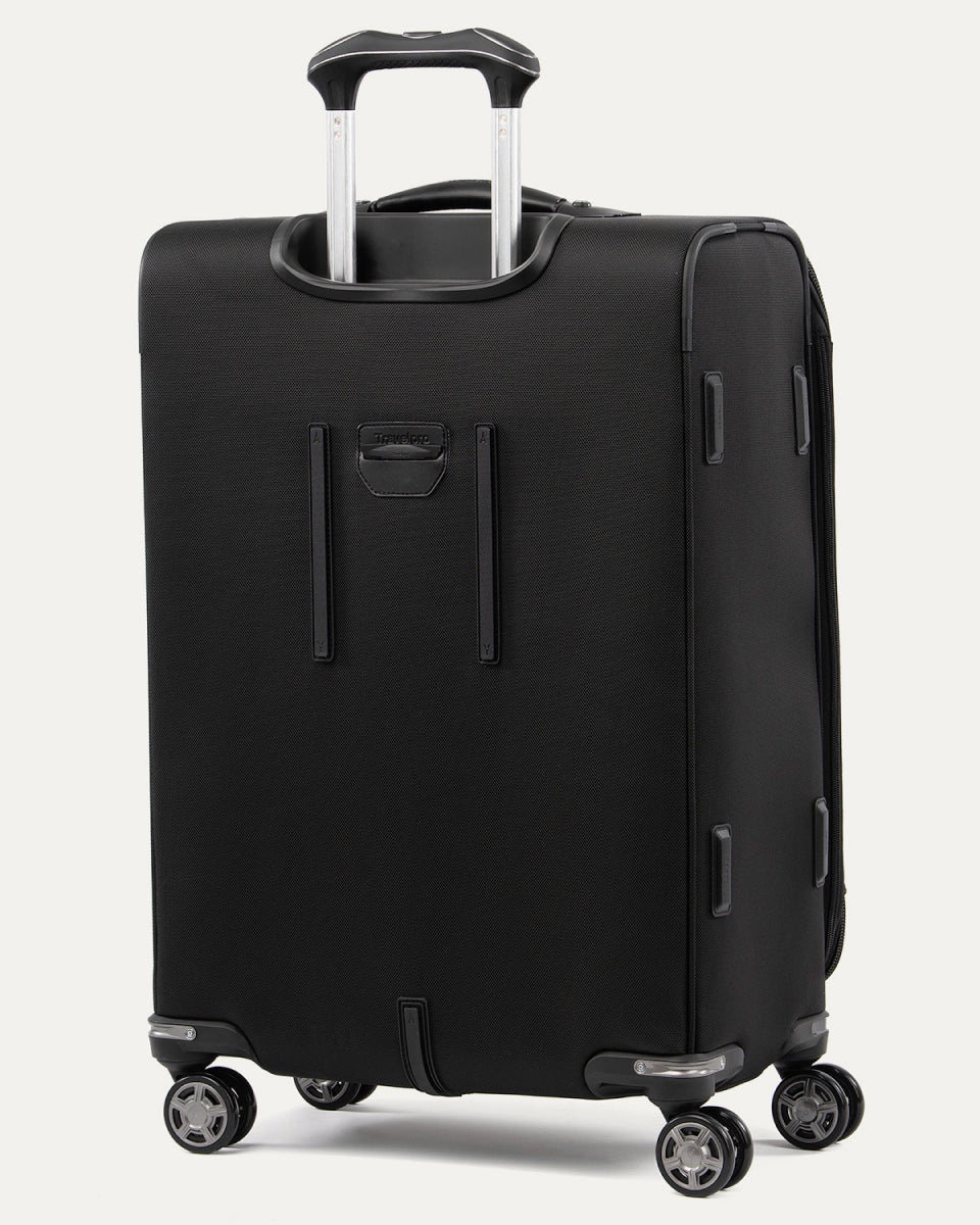 Platinum® Elite Medium Check-In Spinner