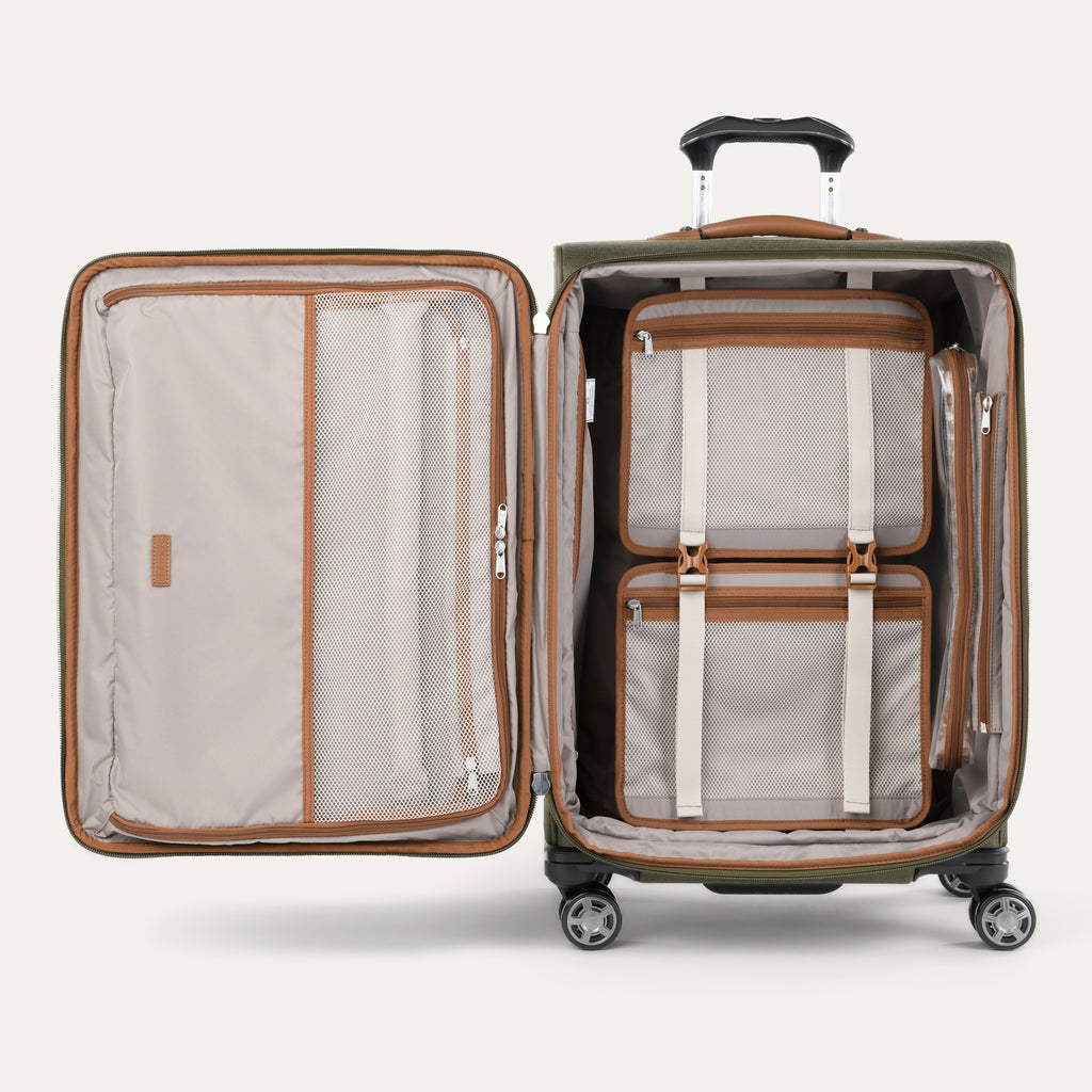 Platinum® Elite Medium Check-In Spinner