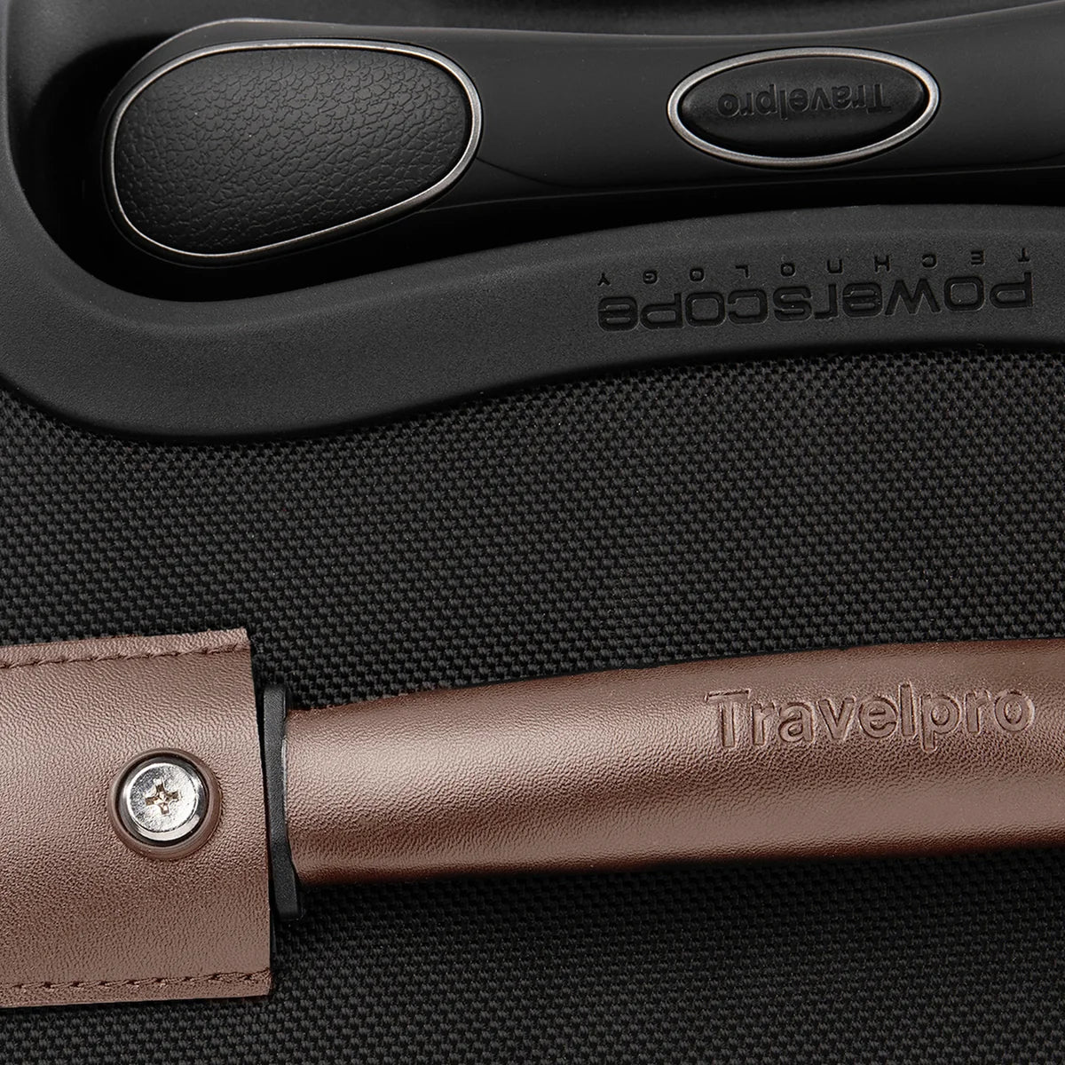 Platinum® Elite Medium Check-In Spinner