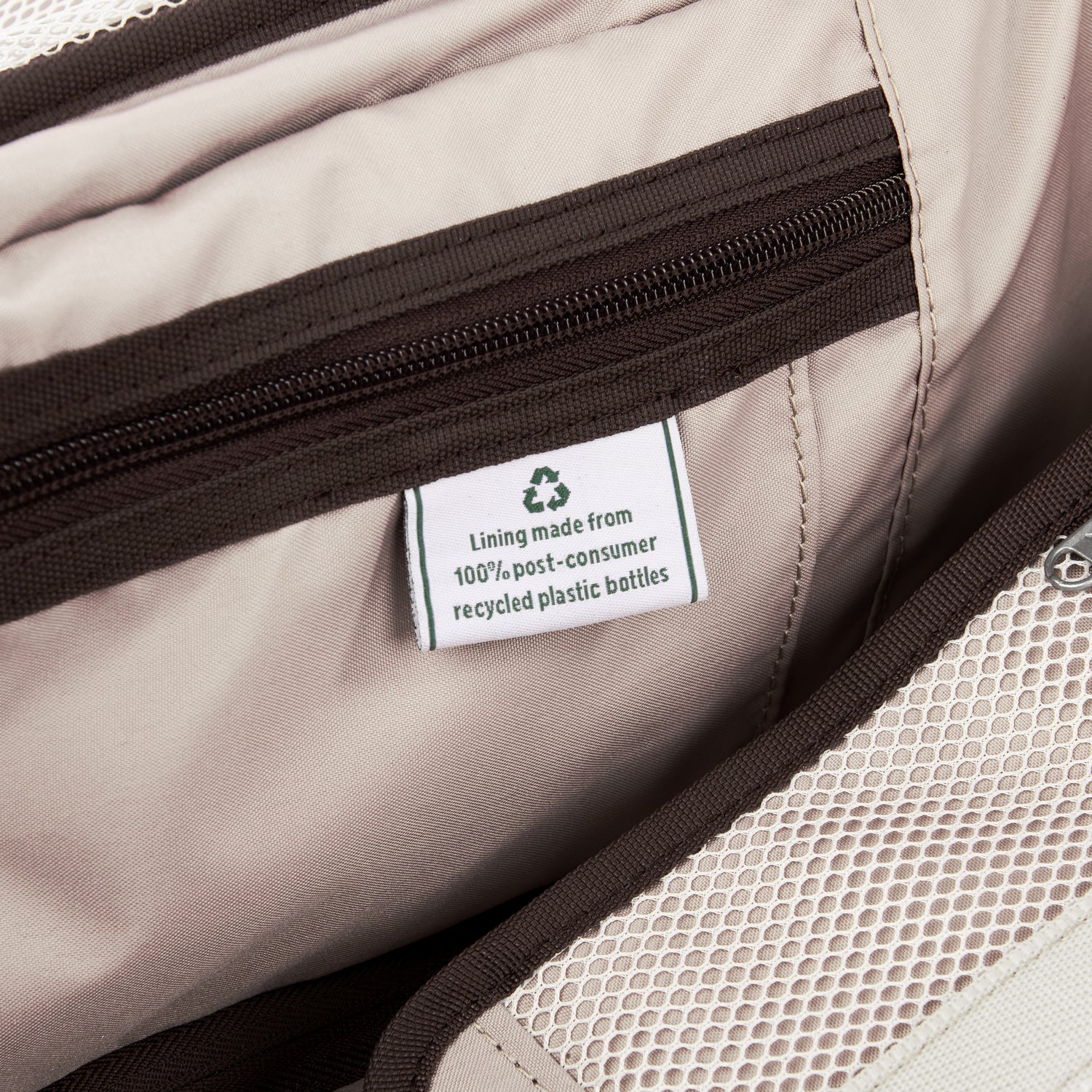 Platinum® Elite International Carry-On Spinner