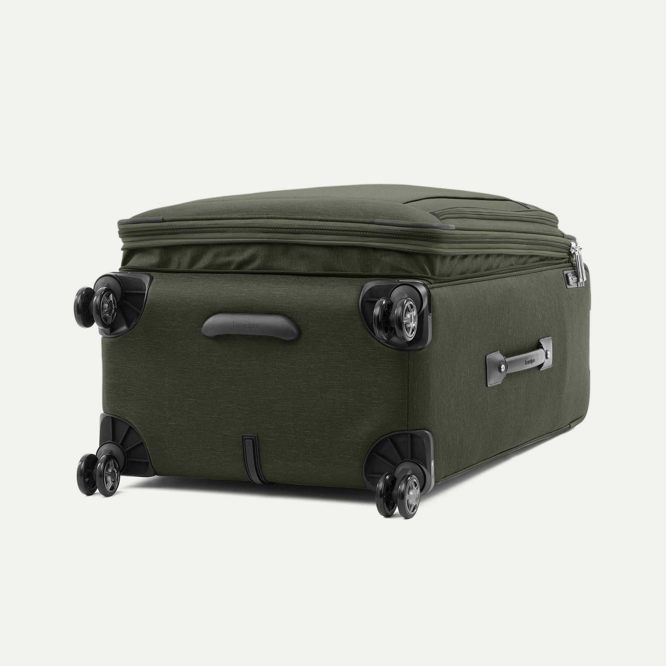 Platinum® Elite Large Check-In Spinner