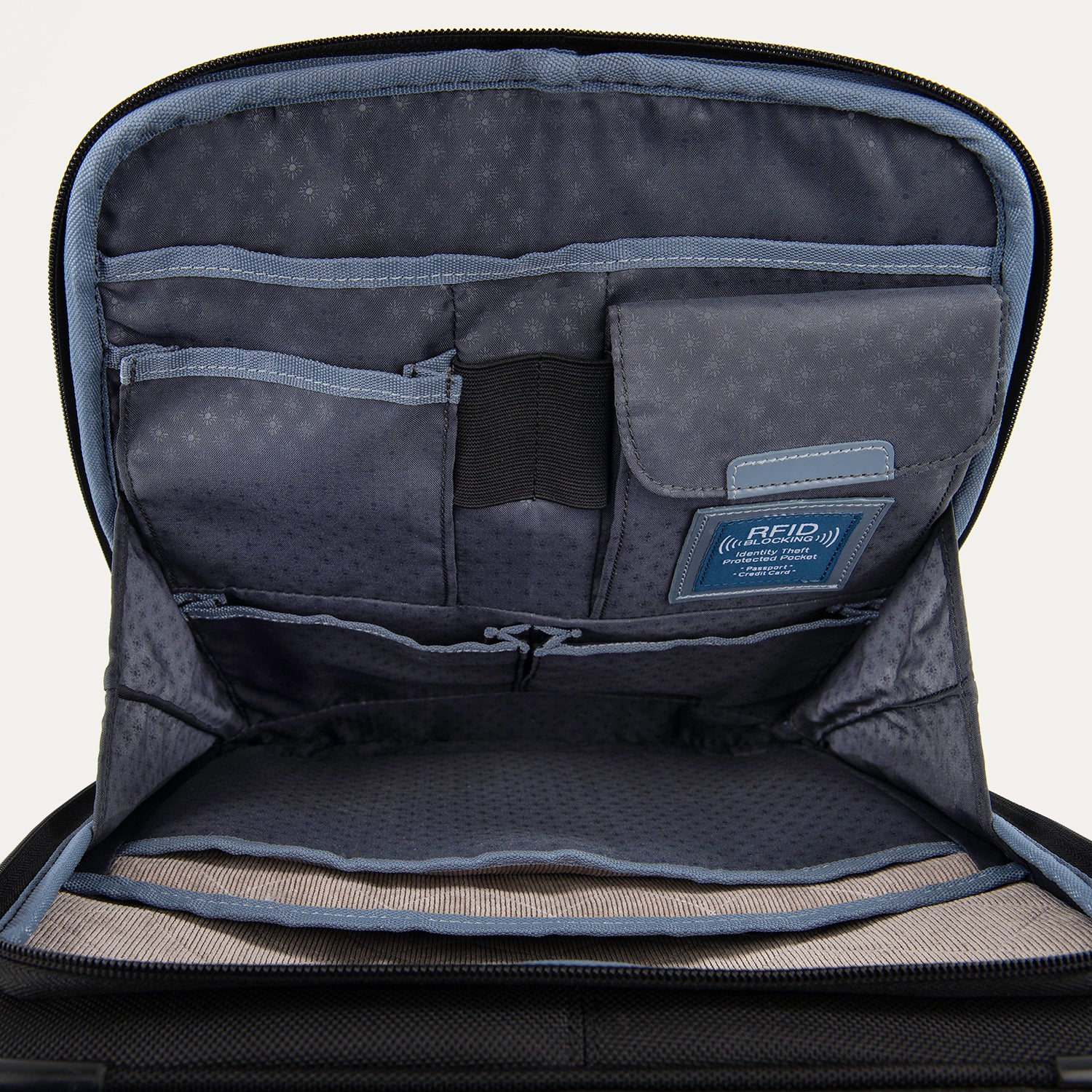 Platinum® Elite Carry-On Business Plus Spinner