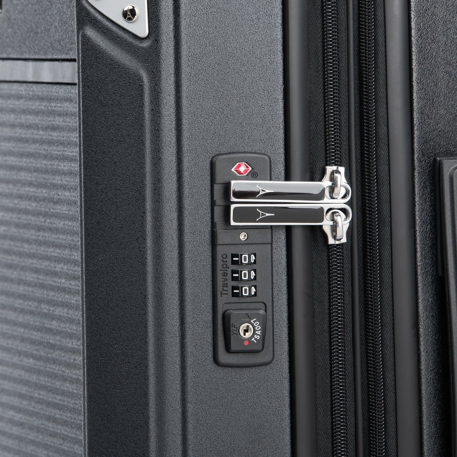 Platinum® Elite Compact Carry-On / Medium Check-In Hardside Set