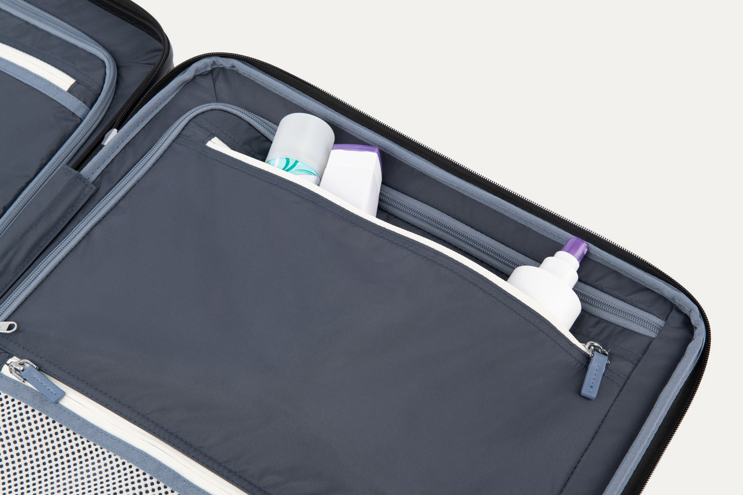 Platinum® Elite Medium Check-In Hardside Spinner