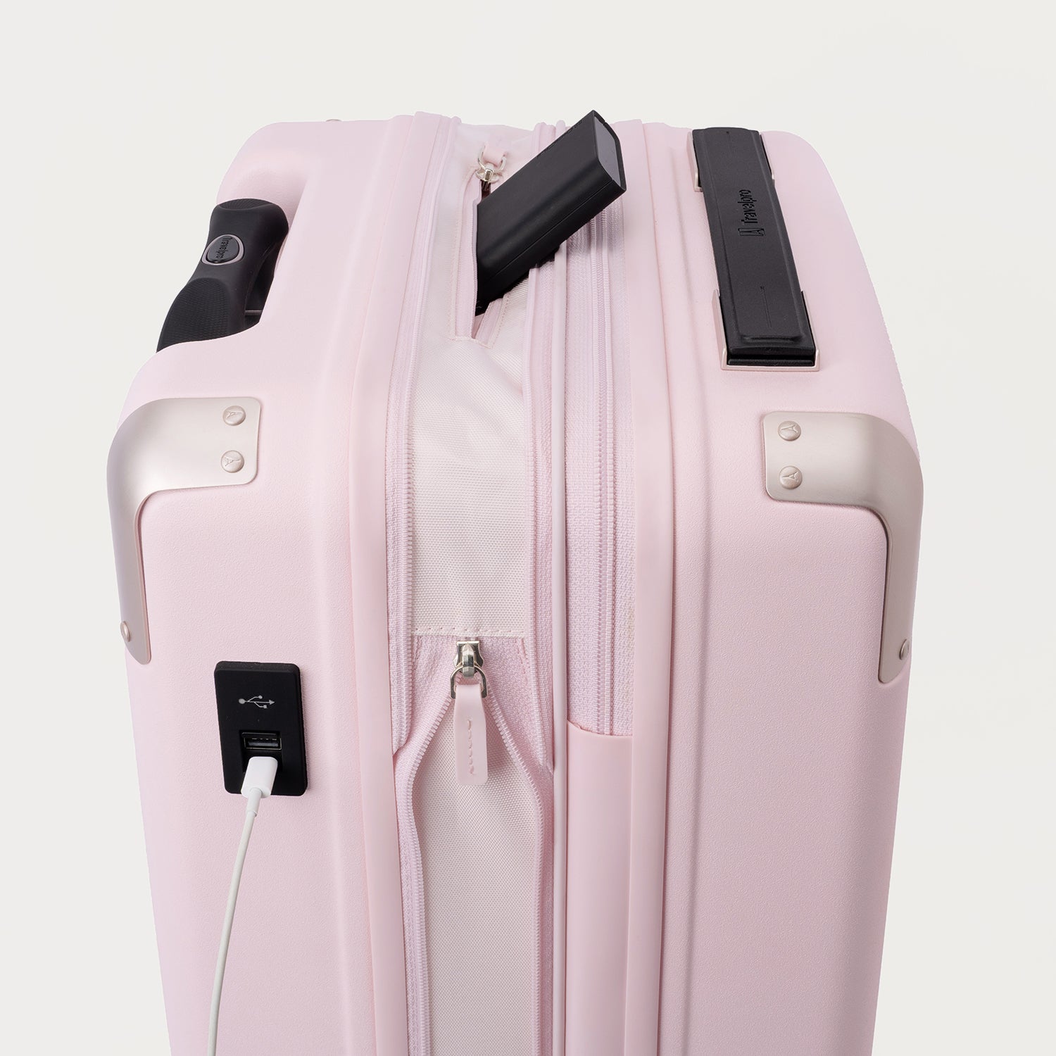 Platinum® Elite Carry-On Hardside Spinner