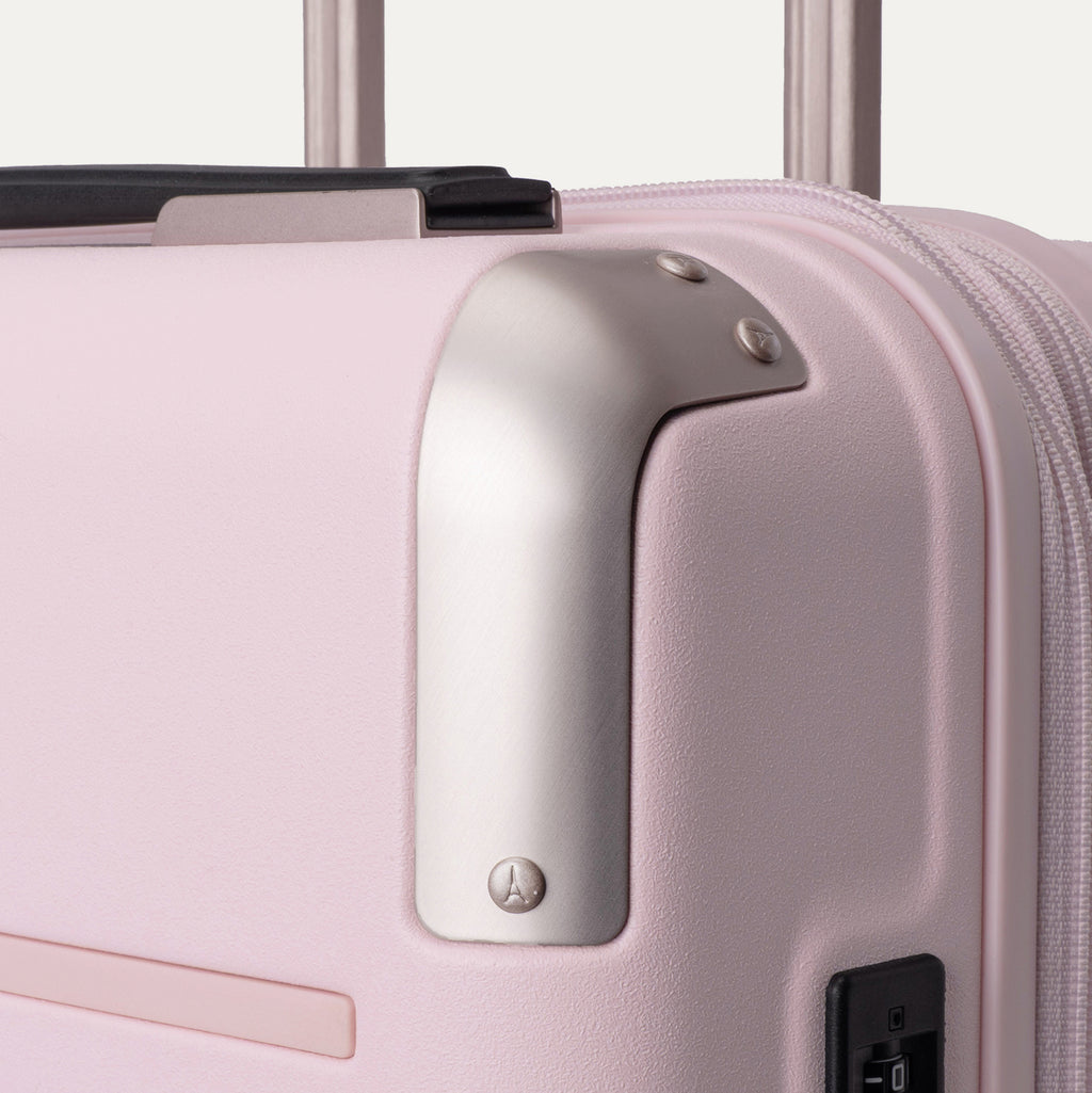 Platinum® Elite Carry-On Hardside Spinner
