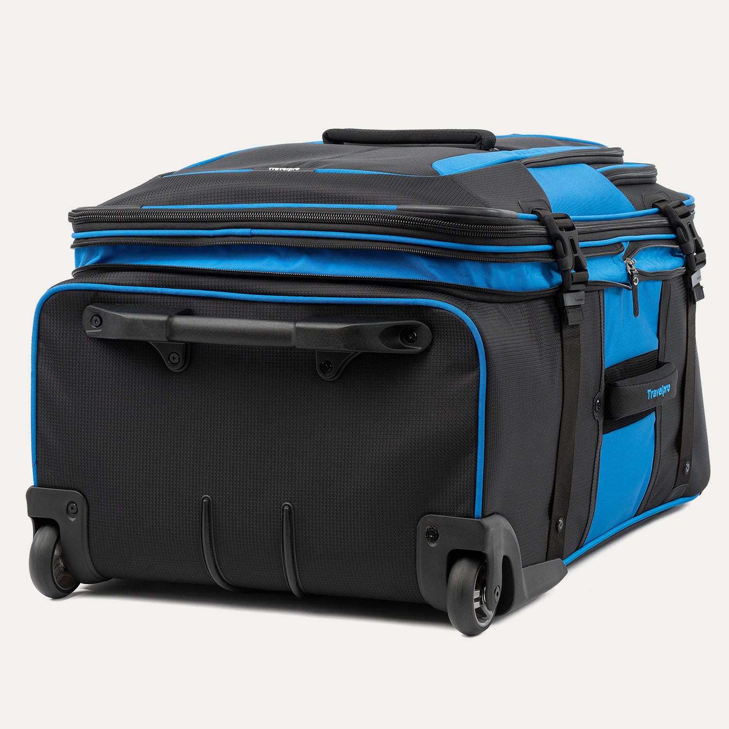 Bold™ By Travelpro® Large Check-In Rollaboard®