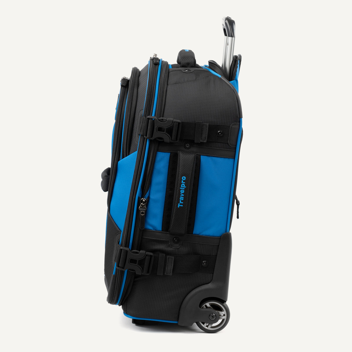 Bold™ By Travelpro® Backpack / Carry-On Rollaboard Set