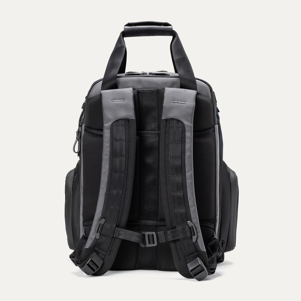 Altitude™ Medium Expandable Laptop Backpack 25-30L