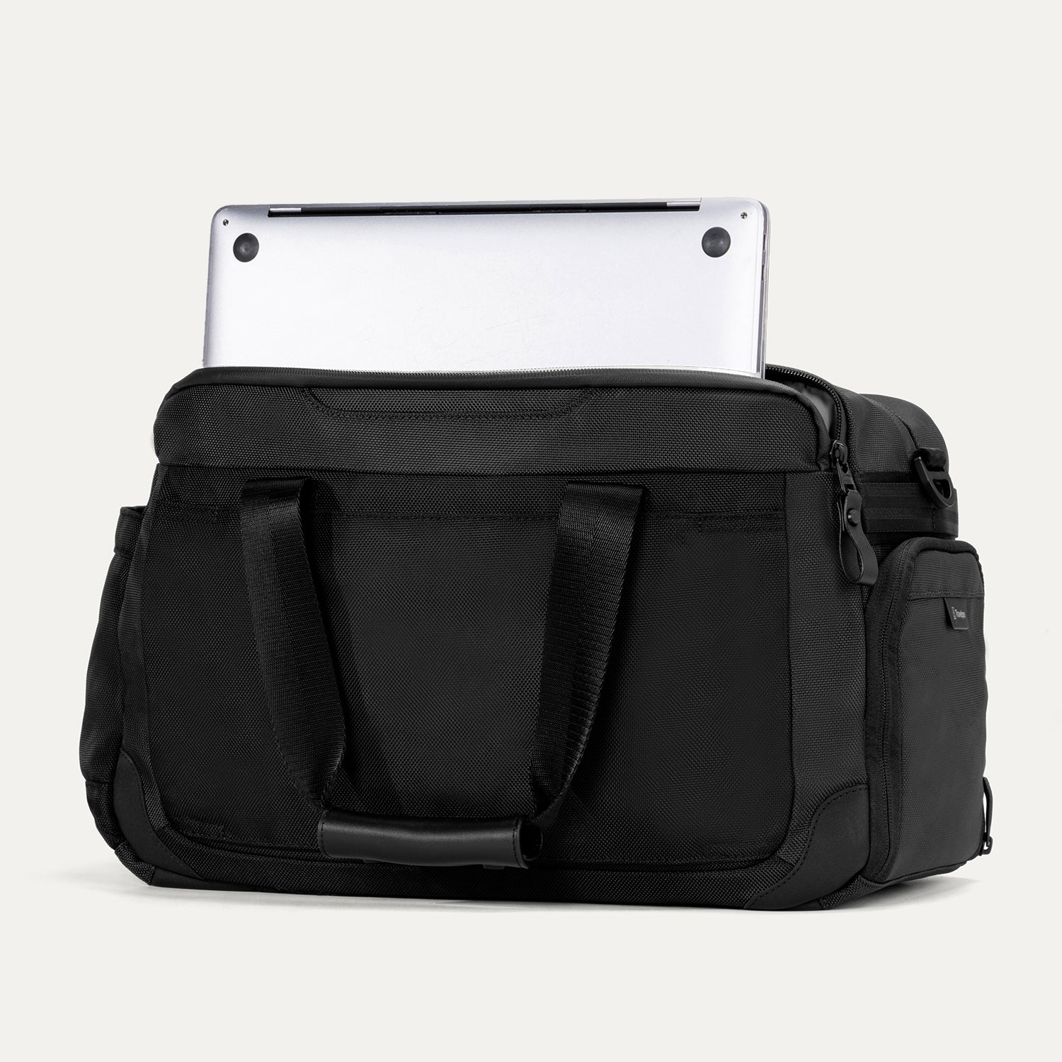 altitude durable laptop backpack Travelpro Medium Expandable 25-30L in Falcon Grey built by pros for professionals on the move Travelpro Altitude Large Expandable Travel
