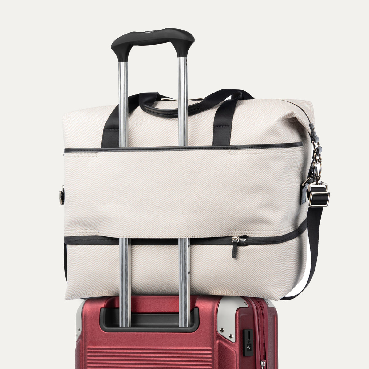 Platinum® Elite Hardside Carry on / Travelpro® x Travel + Leisure® Weekender Set