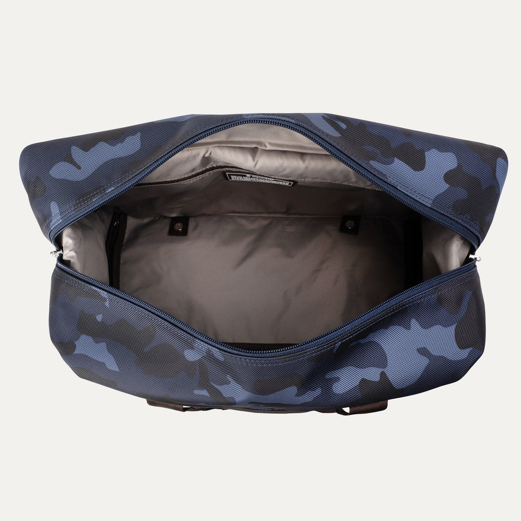 On the Move - Platinum® Elite Weekender Bag / Medium Check-In Set