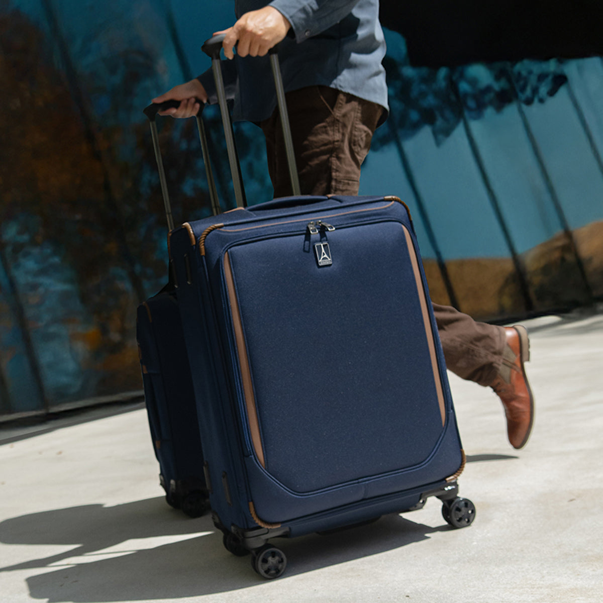 旅行かばん・小分けバッグ Travelpro Travel Luggage, Suitcase Sets, Weekenders & More | Travelpro®