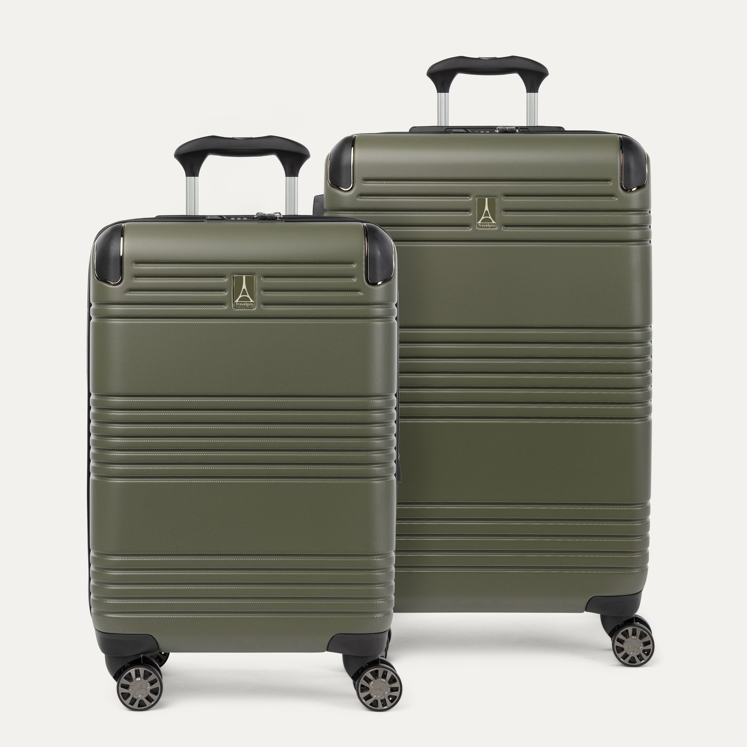 Roundtrip® Carry-On / Medium Check-In Hardside Set