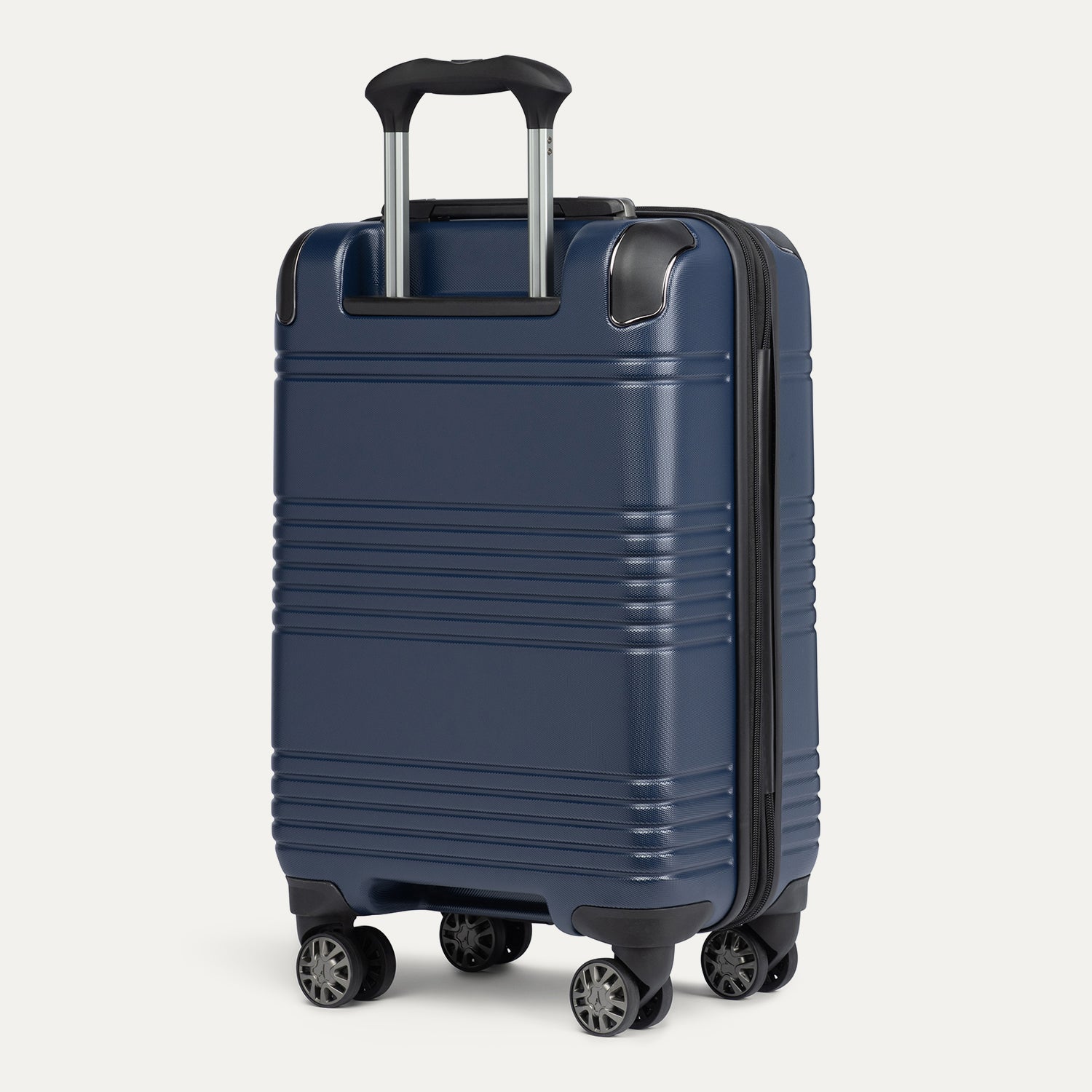 Roundtrip® Carry-On / Medium Check-In Hardside Set