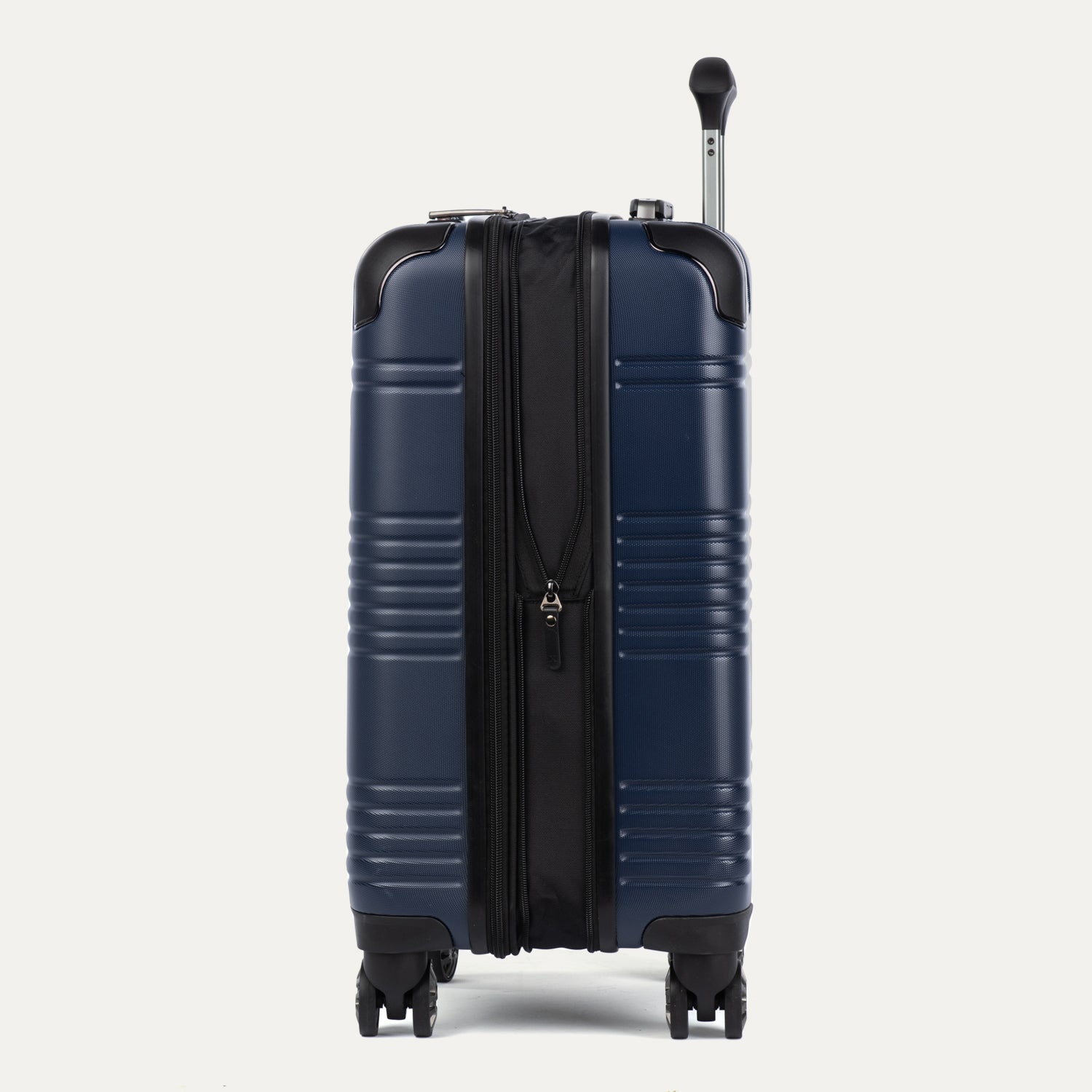 Roundtrip® Carry-On / Medium Check-In Hardside Set