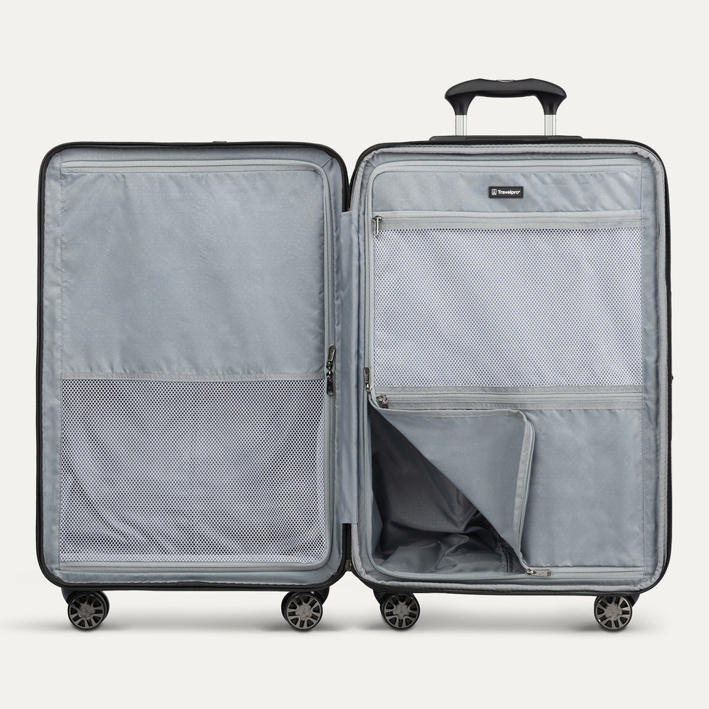 Roundtrip® Medium Check-in Expandable Spinner