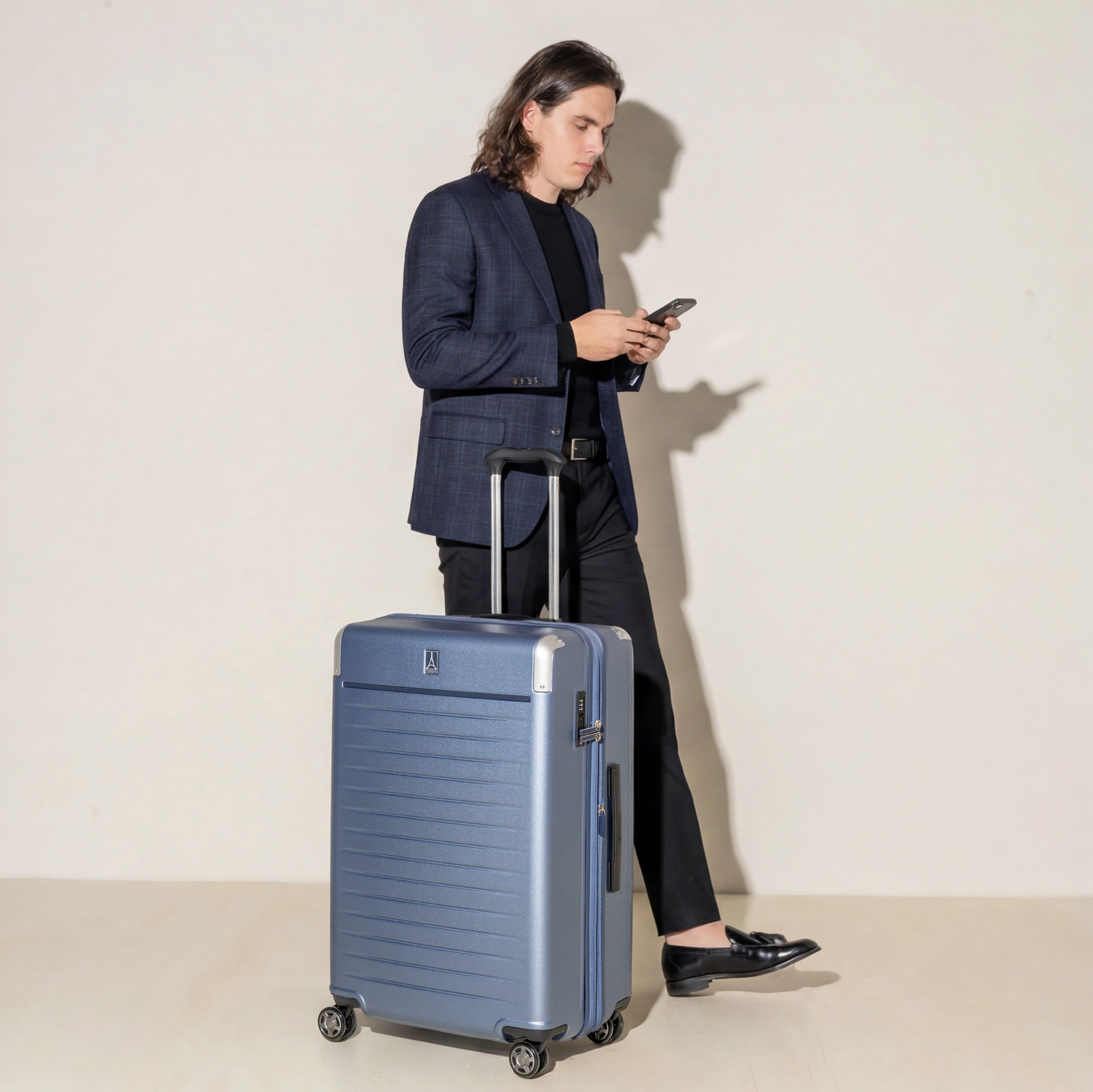 Platinum Elite Carry-On / Medium / Large Hardside Set in Dark Sky