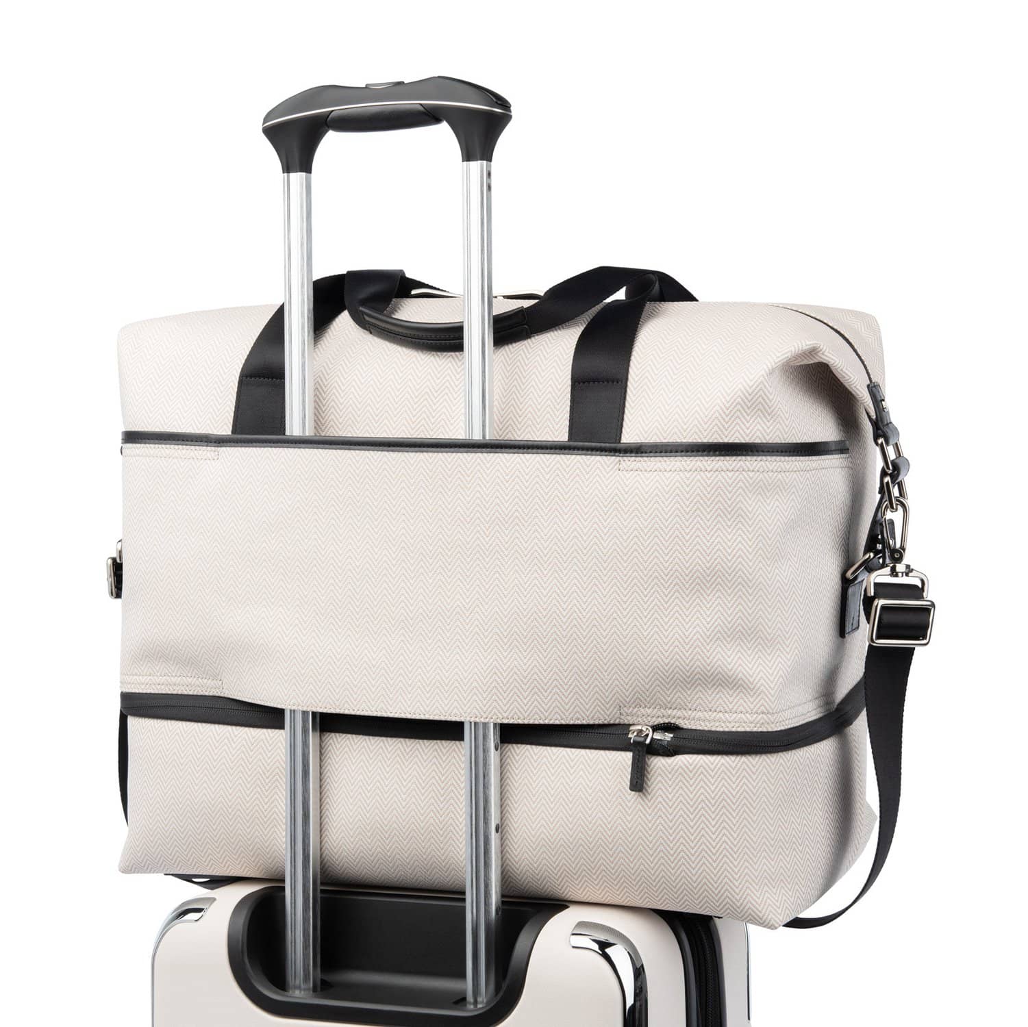 Travelprox Travel + LeisureDrop-Bottom Weekender Bag - White Sand